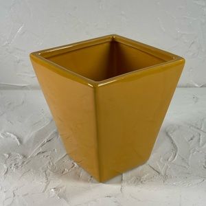 *Yellow  Square Ceramic Planter Pot